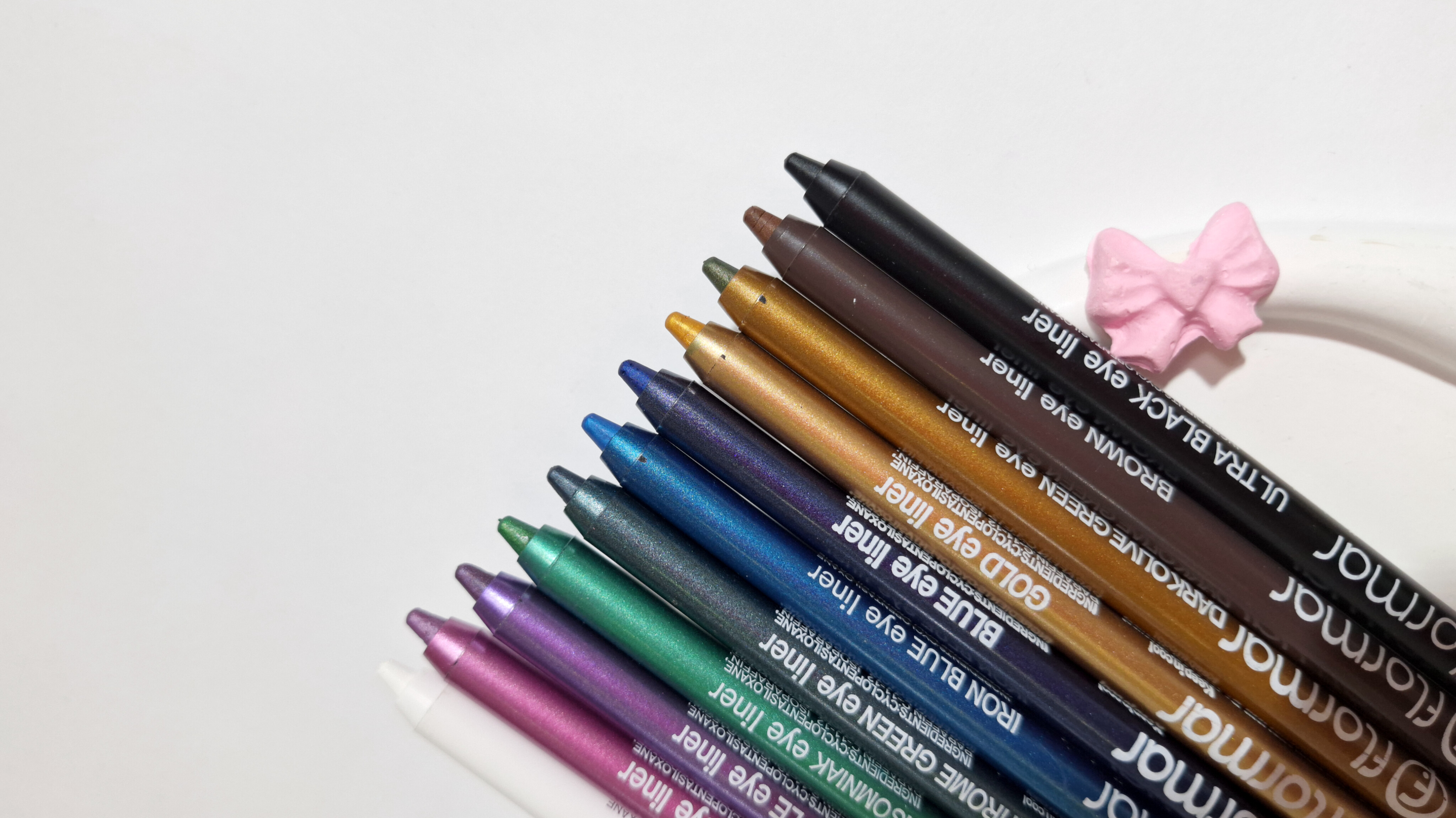 مداد شمعی رنگی چشم فلورمار